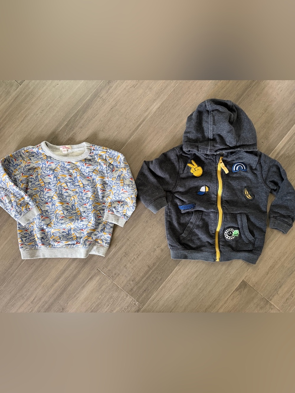 2 PC Du Pareil - Toddler Zip Hoodie with Patch and Crew Sweatshirt sz 3 / 4
